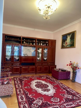 Продається напівособняк в центральній частині міста - фото 1