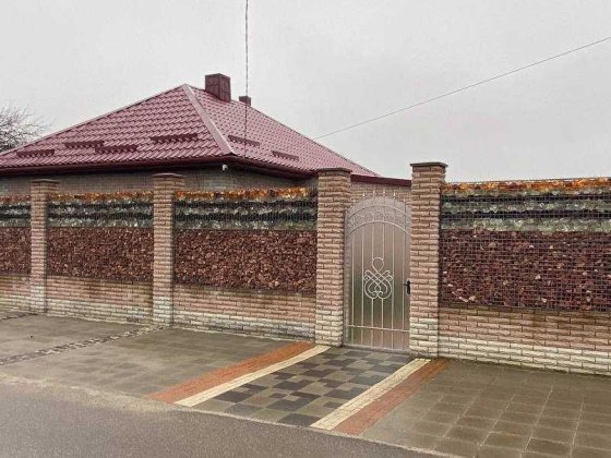 Будинок в місті Ніжин. Нежин