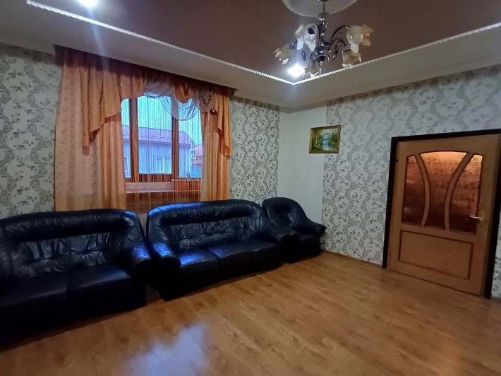 Продається ГАРНИЙ Будинок - фото 1