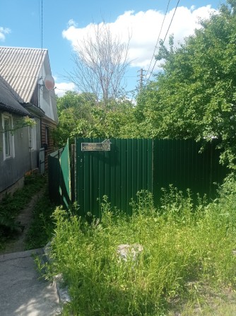 Продаю Часній Дім, Пів Діма У Центрі Звягелья  Ціна договірна - фото 1