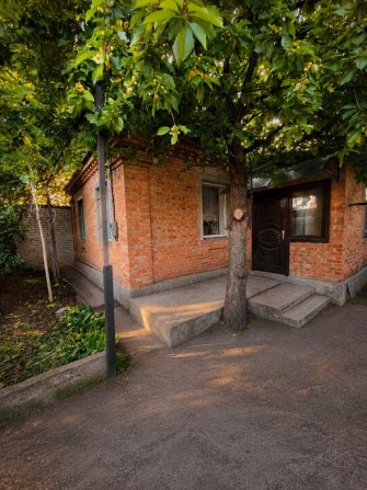 Продам будинок в жилому стані - фото 1