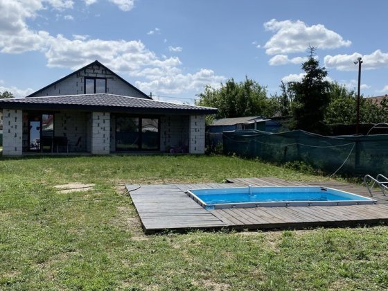 Продам дом в городе (рядом с улицей Леваневського)
