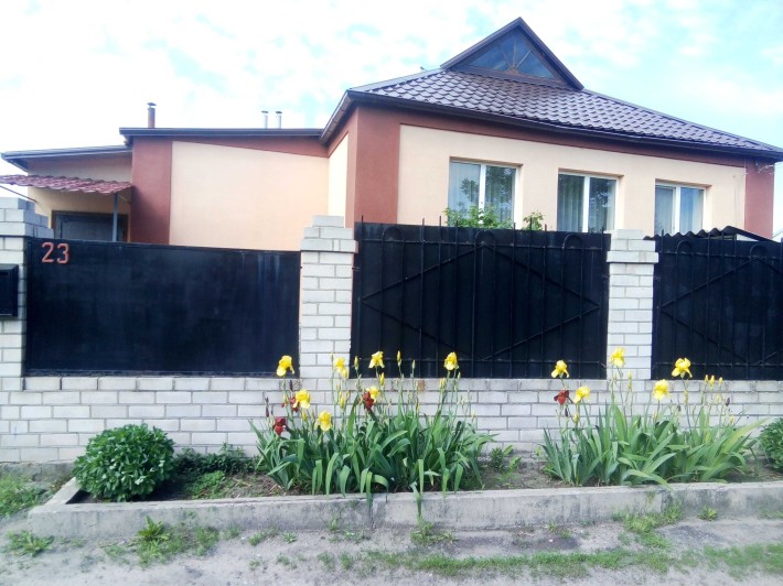 Продам Дом в Павлограде - фото 1