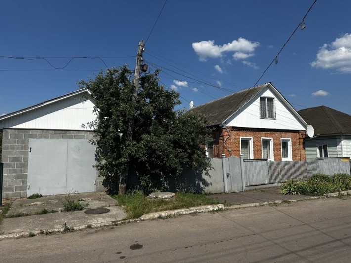 Продам будинок. М. Прилуки. - фото 1
