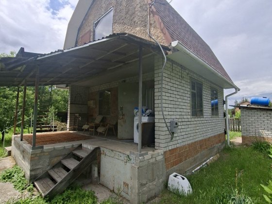 Продам дачу біля лісу