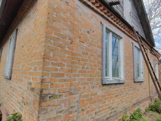 Продаж 0/5 будинку з окремим двором Прилуки