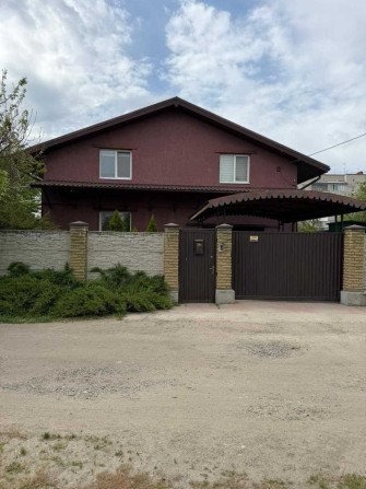 Продам сучасний 2-поверховий будинок з бомбосховищем - фото 1
