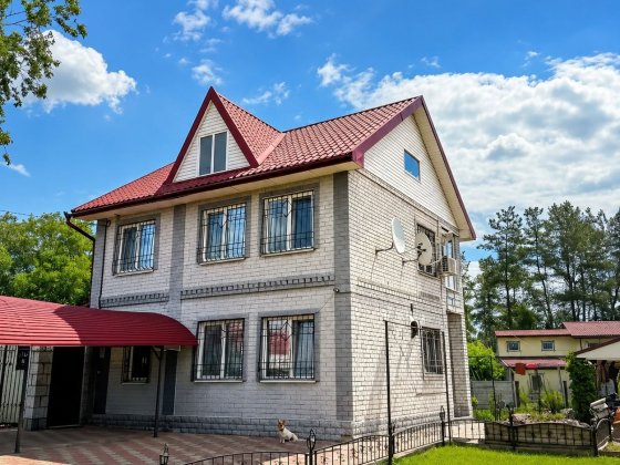 ПРОДАМ сучасний будинок біля м. Самар!