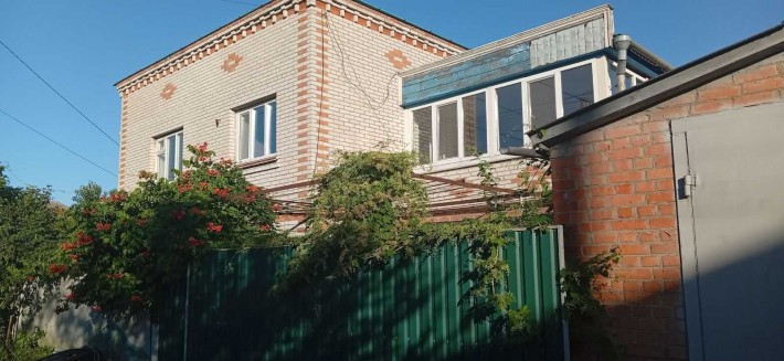 Продам дім 200 кв.м. Ромни - фото 1