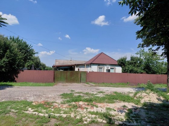 Продам гарний будинок