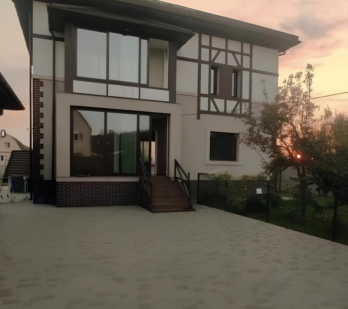 170 тыс.$ ‼️ПРОДАЖА‼️ 2х этажный Дом 290 м² / Солоницевка / 15 соток - фото 1