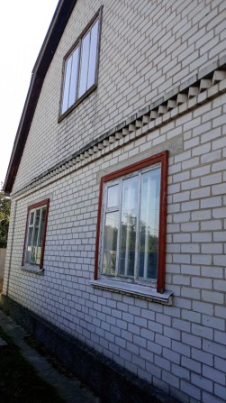 Будинок на дві сім’ї - фото 1