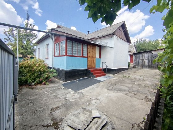 Будинок 89м² 6 соток. 4 кімнати. Комбіноване опалення. Умань