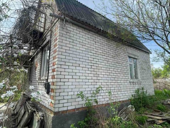 Продам дачний будинок