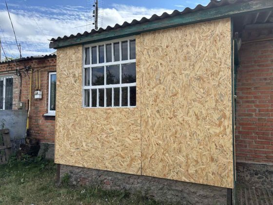 Продається частина будинку . 15 соток ділянка.Район Заріччяя Фастів