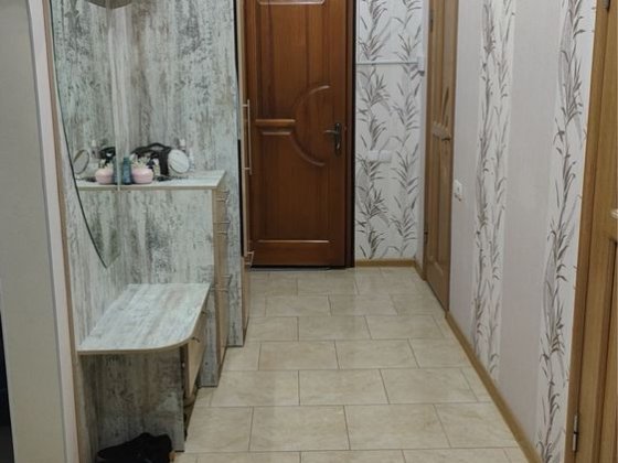 Продається окремий добротний будинок з ремонтом!! Умань