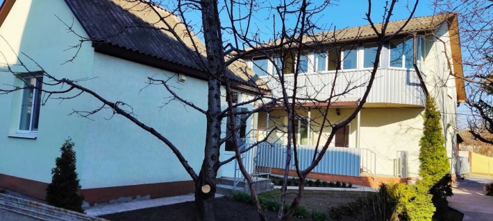 Продаж 2 поверхового будинку 78 кв. м, 5 кімнат, на вул. Юмашева - фото 1