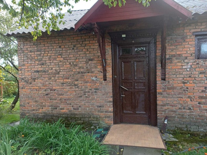 Продаж пів будинку район старого міста - фото 1