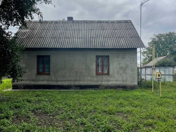 Цегляний будинок в с. Сілець, 7 км від Шептицького Шептицький
