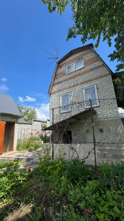 Продам дачу в Чугуеве с прямым выходом на озеро. - фото 1
