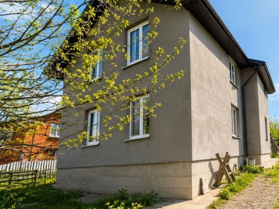 Продаж двоповерхового будинку, Чугуїв Чугуев