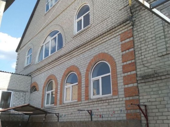 Продам домовладение в г. Чугуев Чугуев
