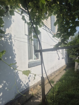 Продам будинок рн центр Стрижавки - фото 1