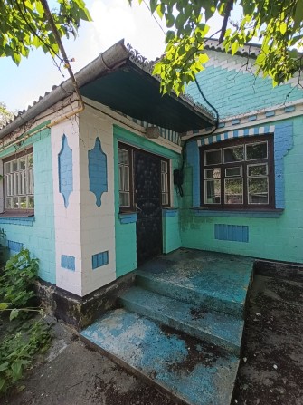 Продаж затишного будинку 50 м² в самому центрі міста Тульчин! 5 соток землі - фото 1