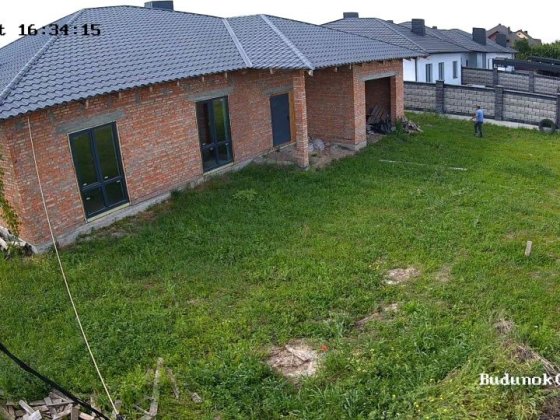 Рованці! Баобаб,вулиця Дужби,650 дол.м.2 10 сот.гараж Рованцы