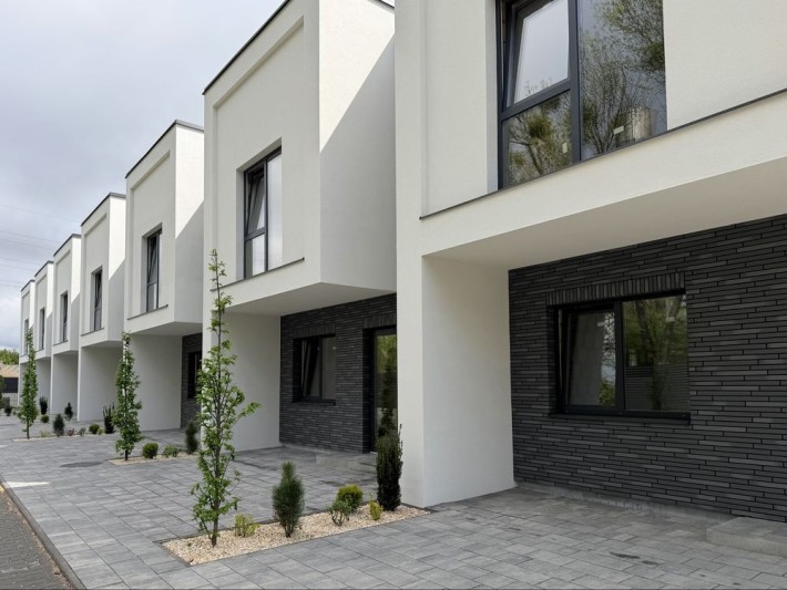 Продаж  таунхаусів з керамоблоку в с. Липини - фото 1