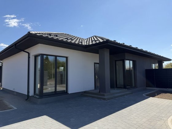 Продаж якісного дуплексу 82м2 на 3,5 сот в Струмівці Струмовка