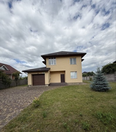 Продаж сучасного будинку з ремонтом в с. Струмівка - фото 1