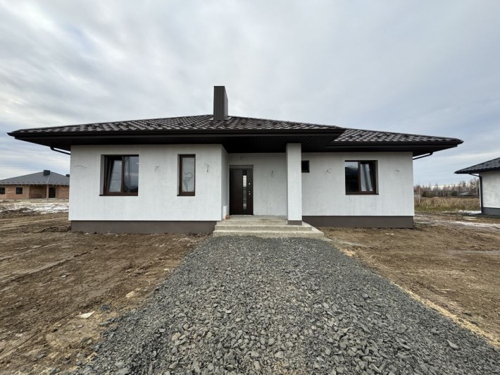 Продаж будинку 125м2. на ділянці 7 сот. у с. Струмівка - фото 1