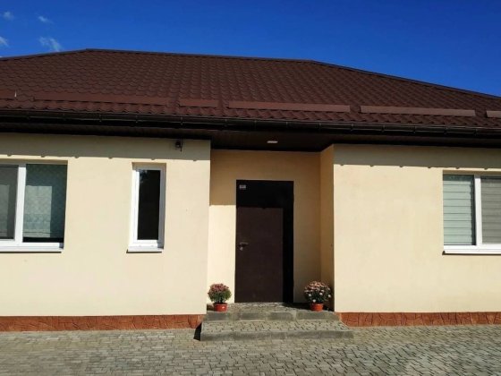 Продам будинок у Підгородному.