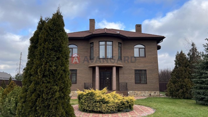 Продам современный дом возле леса и реки, в Обуховке - фото 1