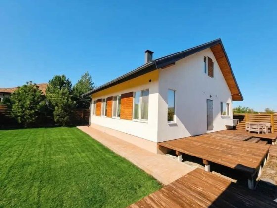 Продам новый дом с ремонтом в Новоалександровке Новоолександрівка