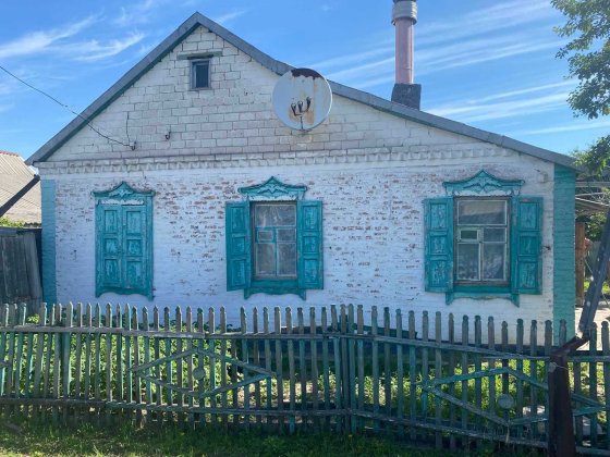 Продам будинок в тихому районі міста Верхньодніпровськ