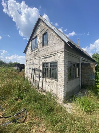 Продам будинок в селі Єлизаветівка 63 м.кв., центр, 12 соток, - фото 1