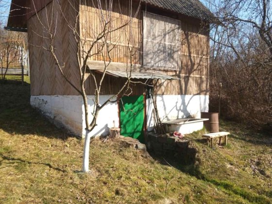 Продається дача в с. Глибоке біля лісу Мінай