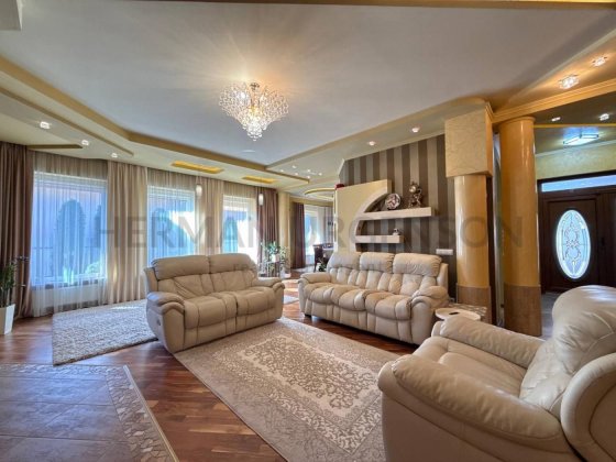 Продаж будинку 250 м.кв / 13 соток / Минай Мінай