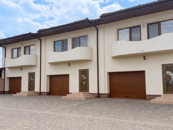 Продаж котеджу з ремонтом та меблями 127 м² | Минай Мінай