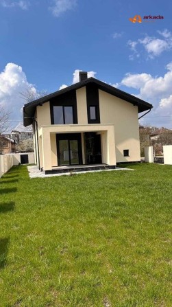 Продаж сучасного особняка з гаражем (129 м2, 5 сот) м. Івано-Франківськ, с. Вовчинець - фото 1