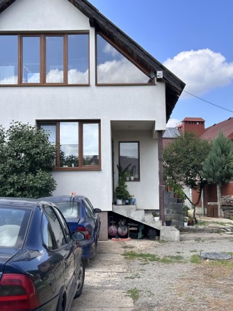 Продам цілий будинок у Вовчинцях - фото 1