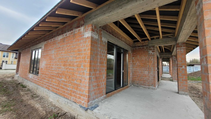Будинок в Крихівцях. Міські комунікації. - фото 1