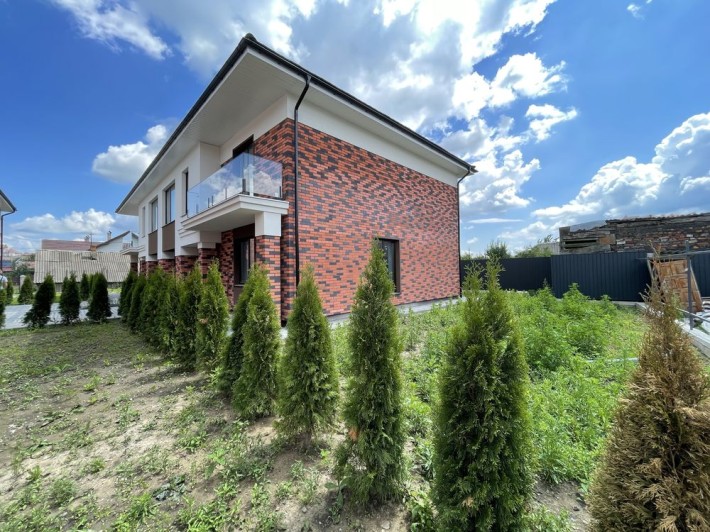 Продаж дуплекса Крайній із великою земельною ділянкою Вовчинці - фото 1