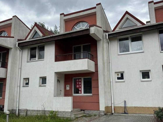 Таунхаус 81м2 готовий до ремонту | Газ | Власне паркомісце | Постанови, ваучер, є відновлення Угринов