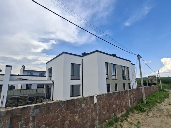 Продаж сучасного  дуплекса 160м². 3сот землі.  2 великі тераси.  Комунікації. Природа. БУДИНОК Волчинец