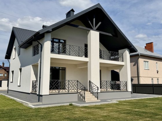 Продаж крутого будинку неподалік озера, всі комунікації Криховцы