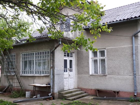 Продається особняк з ділянкою 22 сотих в м Івано-Франківську Микитинцы