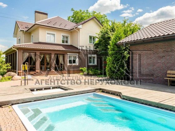 ТОП - Продаж /Основний будинок 189м2 +гостьовий будинок / 19 Соток   / вул. Прикордонна, Гатне ГАЗ,  Гатне